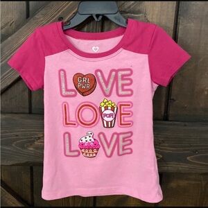 Valentine’s Love Girl Power Pink Short Sleeve Shirt Size XS (4-5) cotton blend